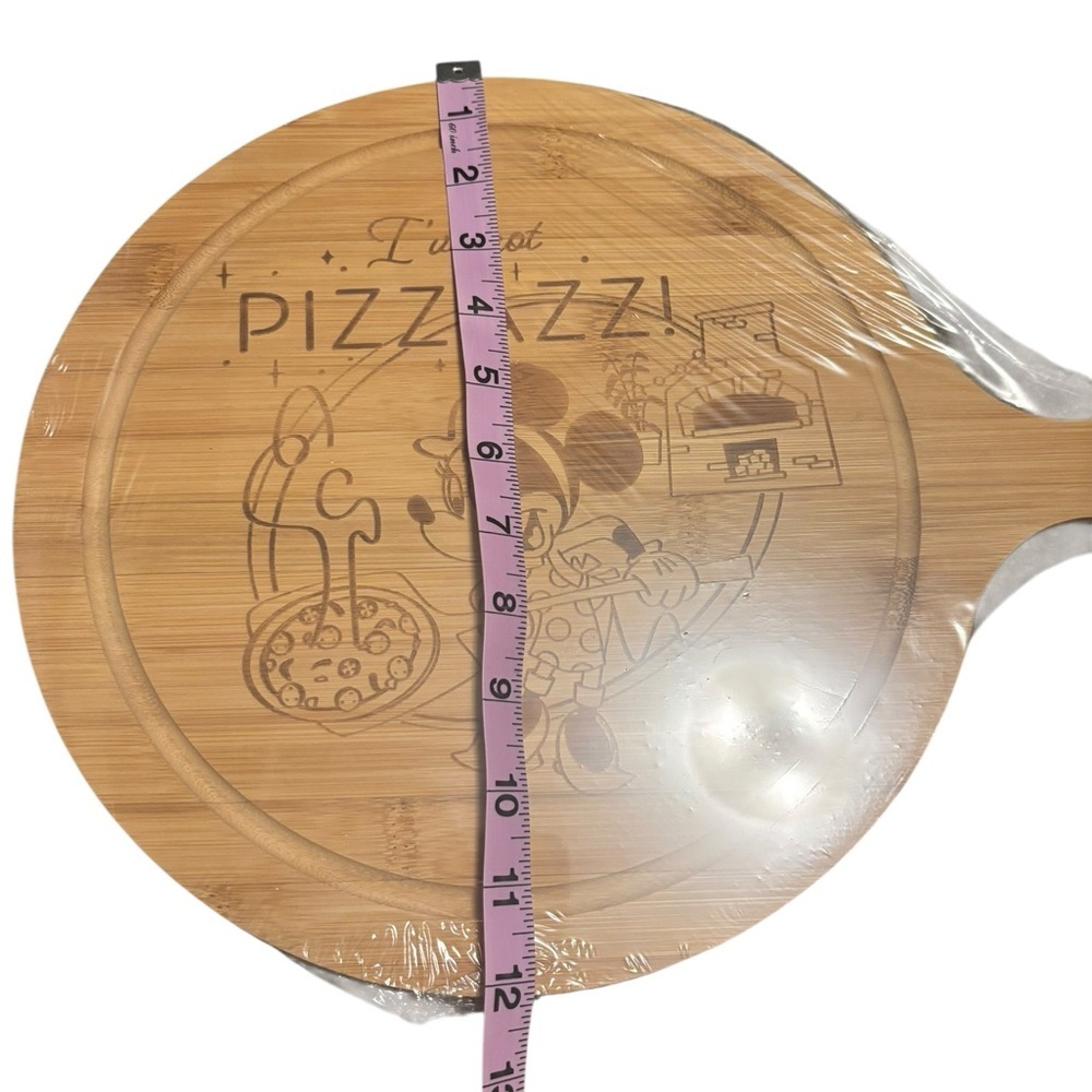 Disney Parks EPCOT Food & Wine Festival Minnie Pizza Wooden Serving Board New - Picture 5 of 5